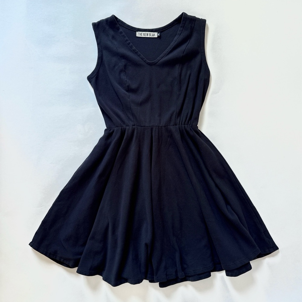 Women's Black V-Neck Jersey Skater Dress